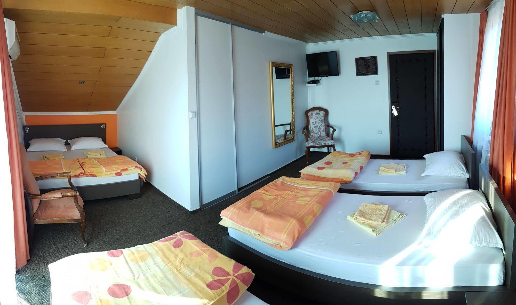 Guest House Ciro SJJ Eksteriør bilde